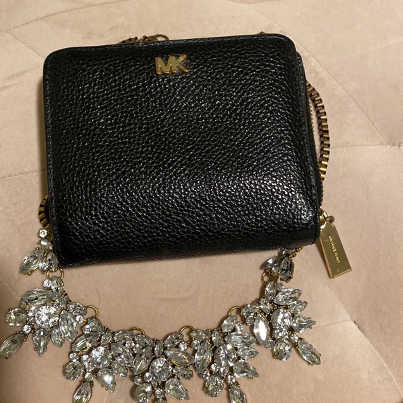 Michael Kors wallet - Picture 8 of 8